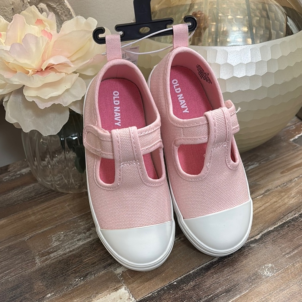 Old Navy Kids Pink Canvas Shoes
